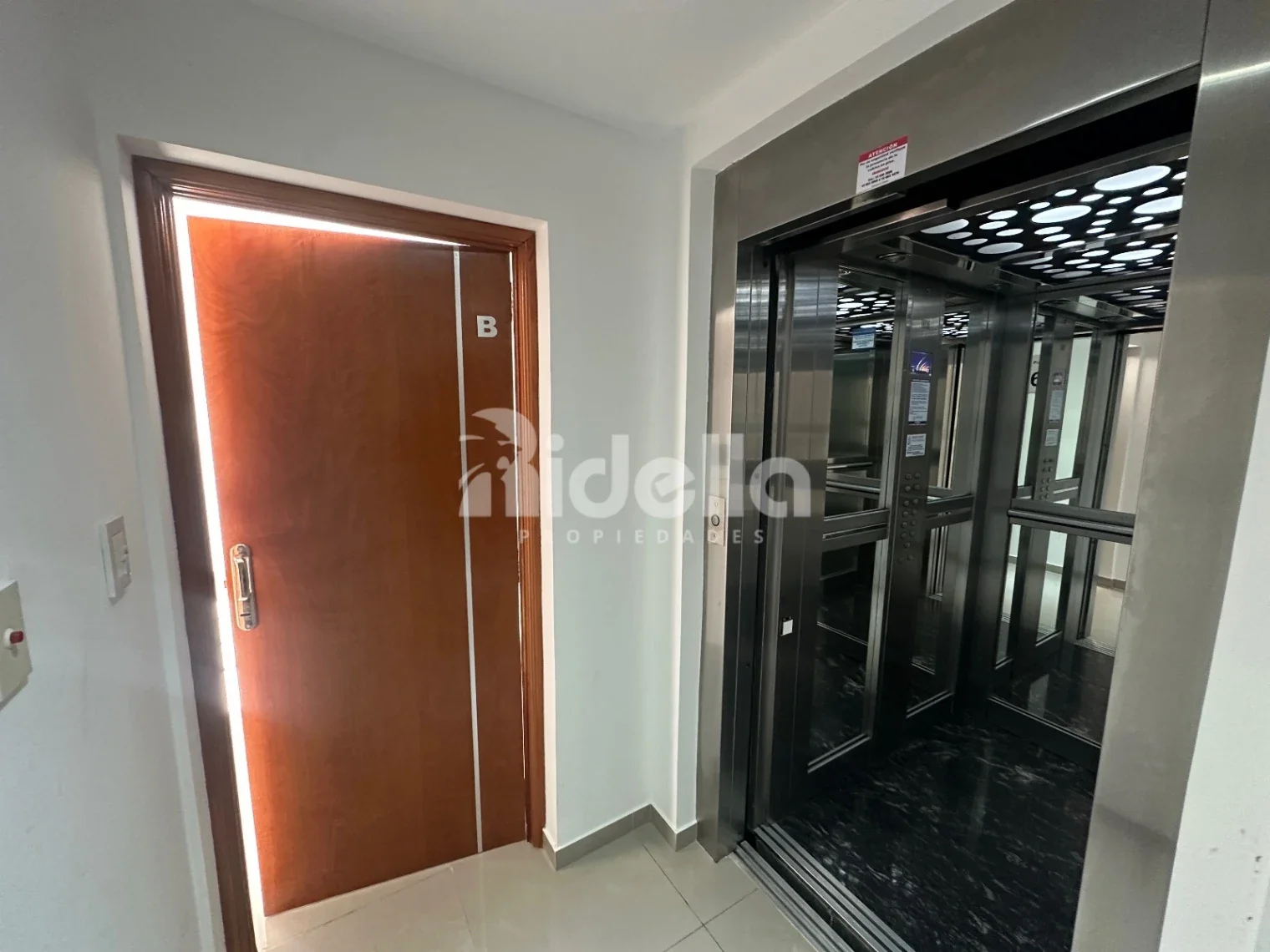 ULTIMA UNIDAD - VENTA SEMIPISO DE CATEGORIA UN DORMITORIO - LA PLATA - Imagen 3