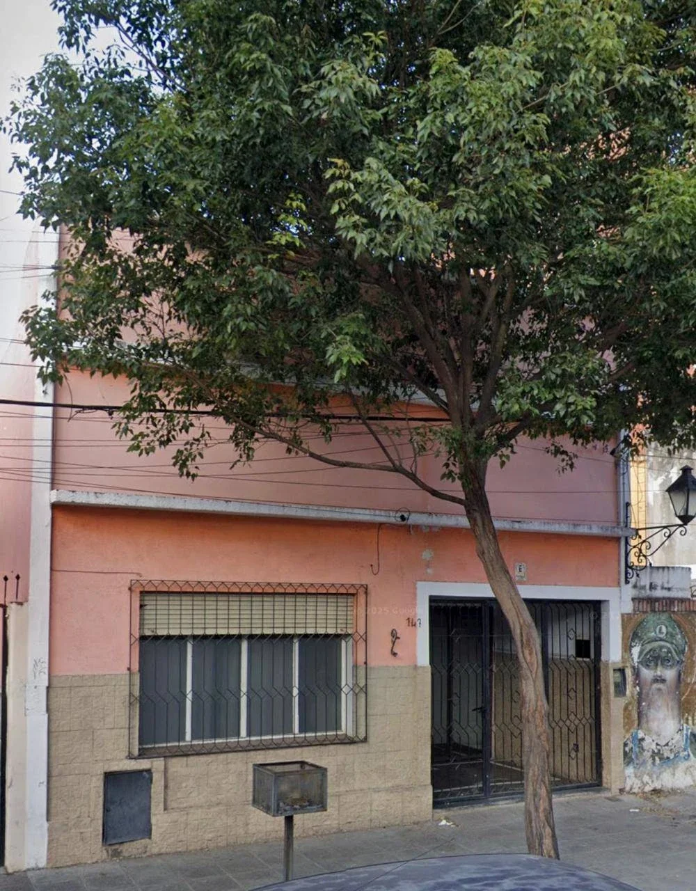 Casa en venta c/ cochera en Centro - Imagen 1