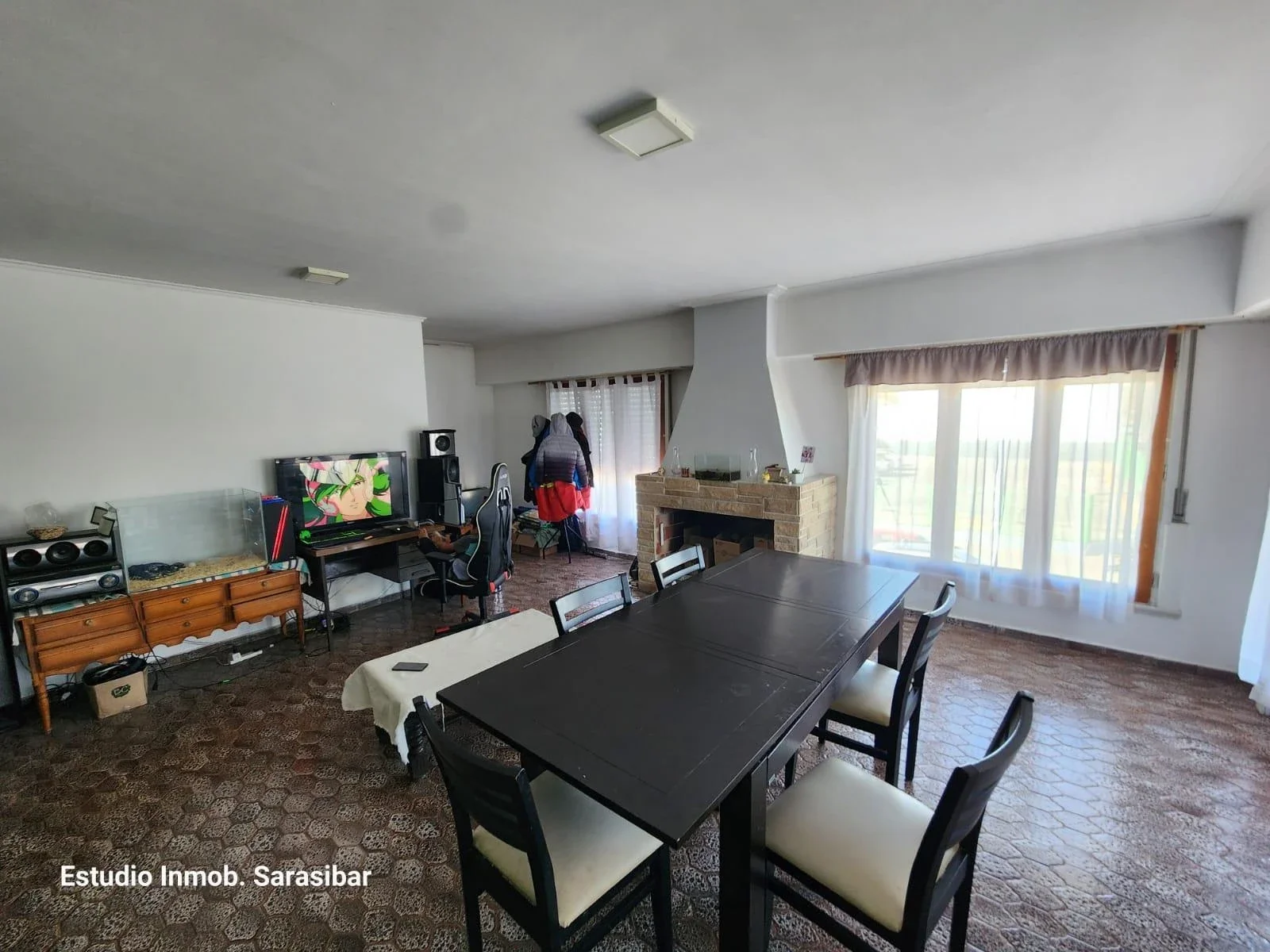 Departamento + Locales en venta c/ cochera en Necochea - Imagen 2