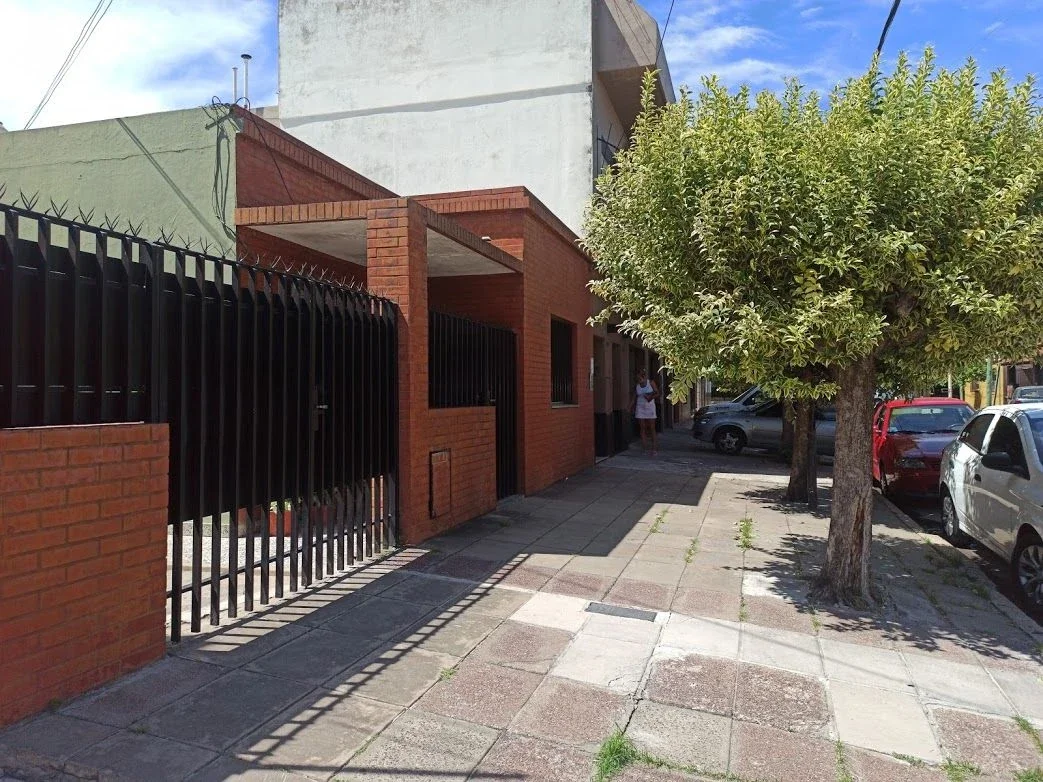 Casa en venta de 2 dormitorios c/ cochera en Ramos Mejía - Imagen 3