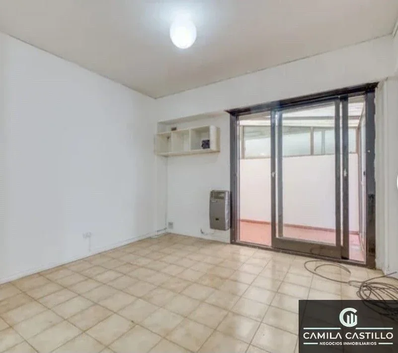 Oportunidad!! 2 ambientes Flores, apto crédito. - Imagen 2
