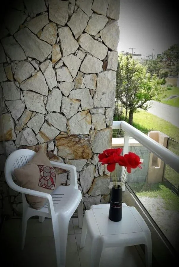 EXCELENTE DEPARTAMENTO  - 3 AMBIENTES - A CUADRAS DEL MAR - Imagen 5