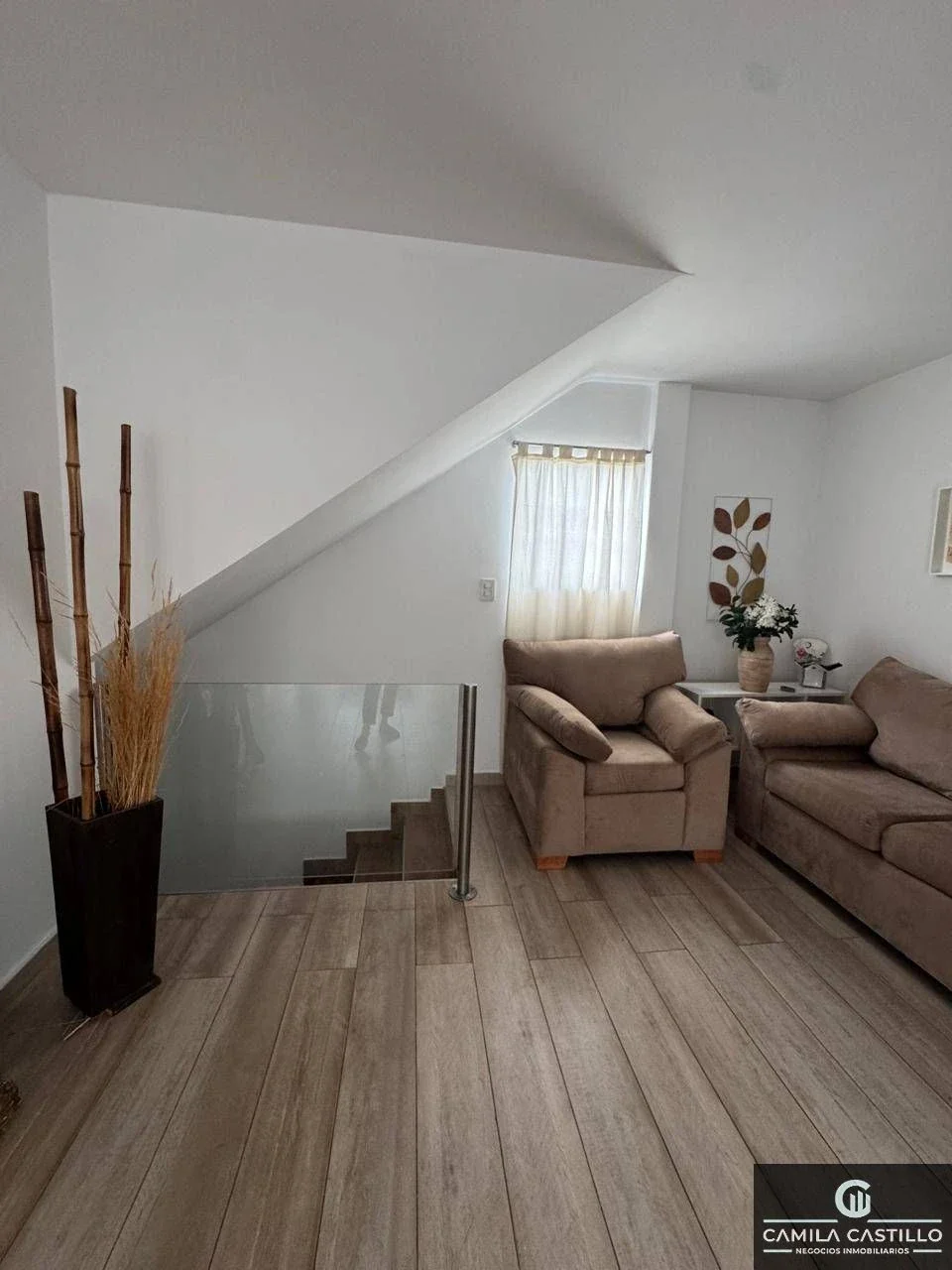 VENTA - CASA EN 1° PISO 4 AMBIENTES CON BALCON Y TERRAZA CON PILETA - Imagen 4