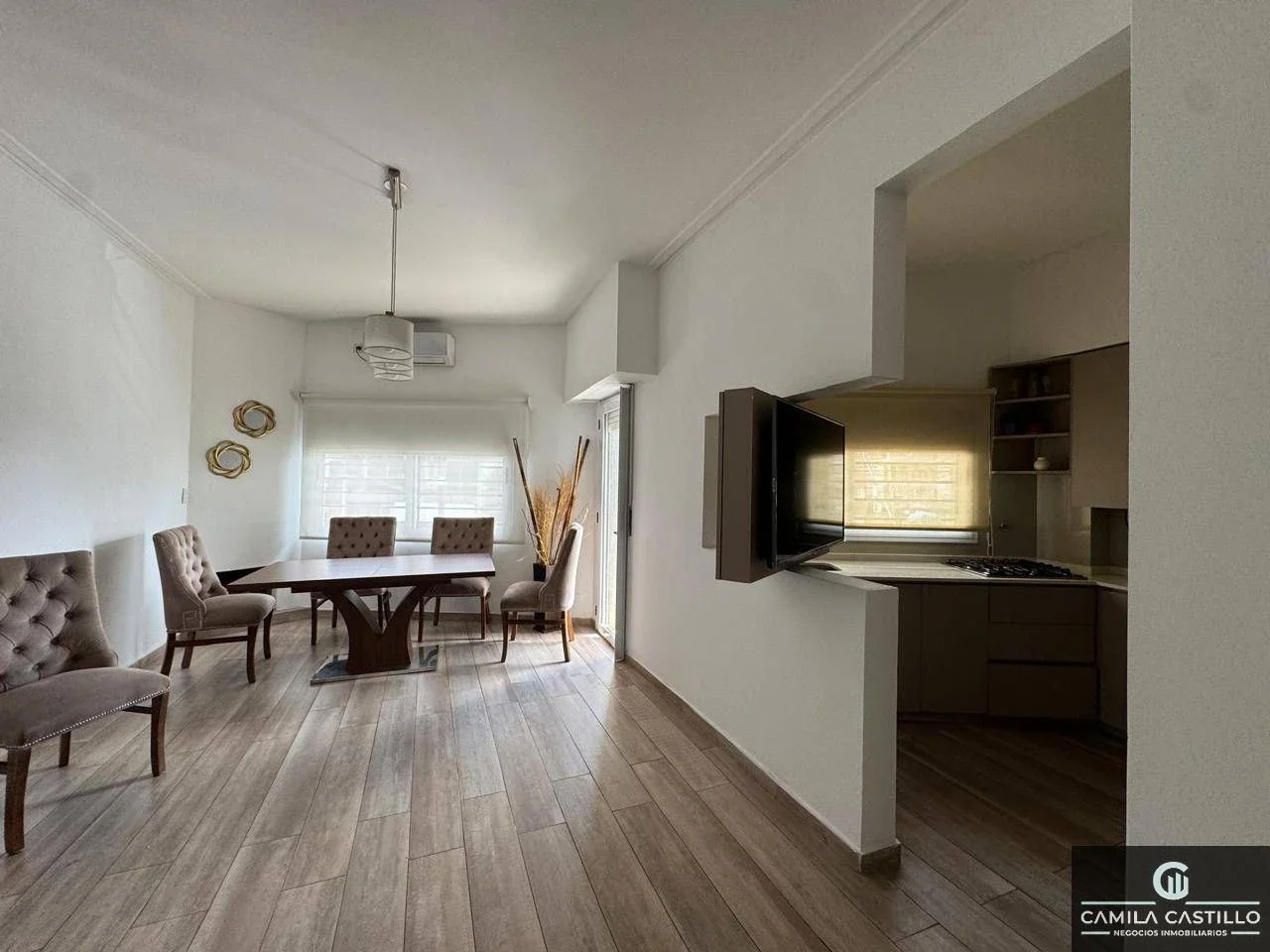 VENTA - CASA EN 1° PISO 4 AMBIENTES CON BALCON Y TERRAZA CON PILETA - Imagen 1