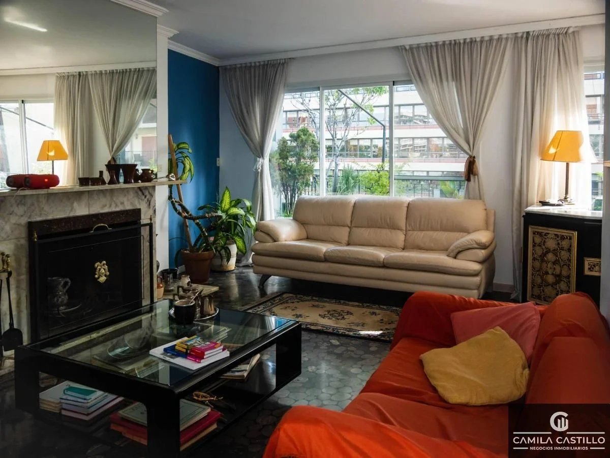Departamento dúplex 6 ambientes con cochera en Belgrano, impecable apto crédito - Imagen 2