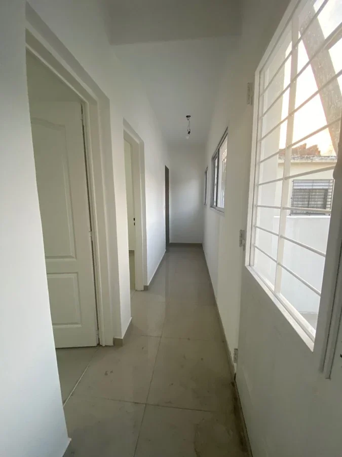 EXCELENTE PH 4 AMBIENTES CON PATIO Y TERRAZA! - Imagen 1