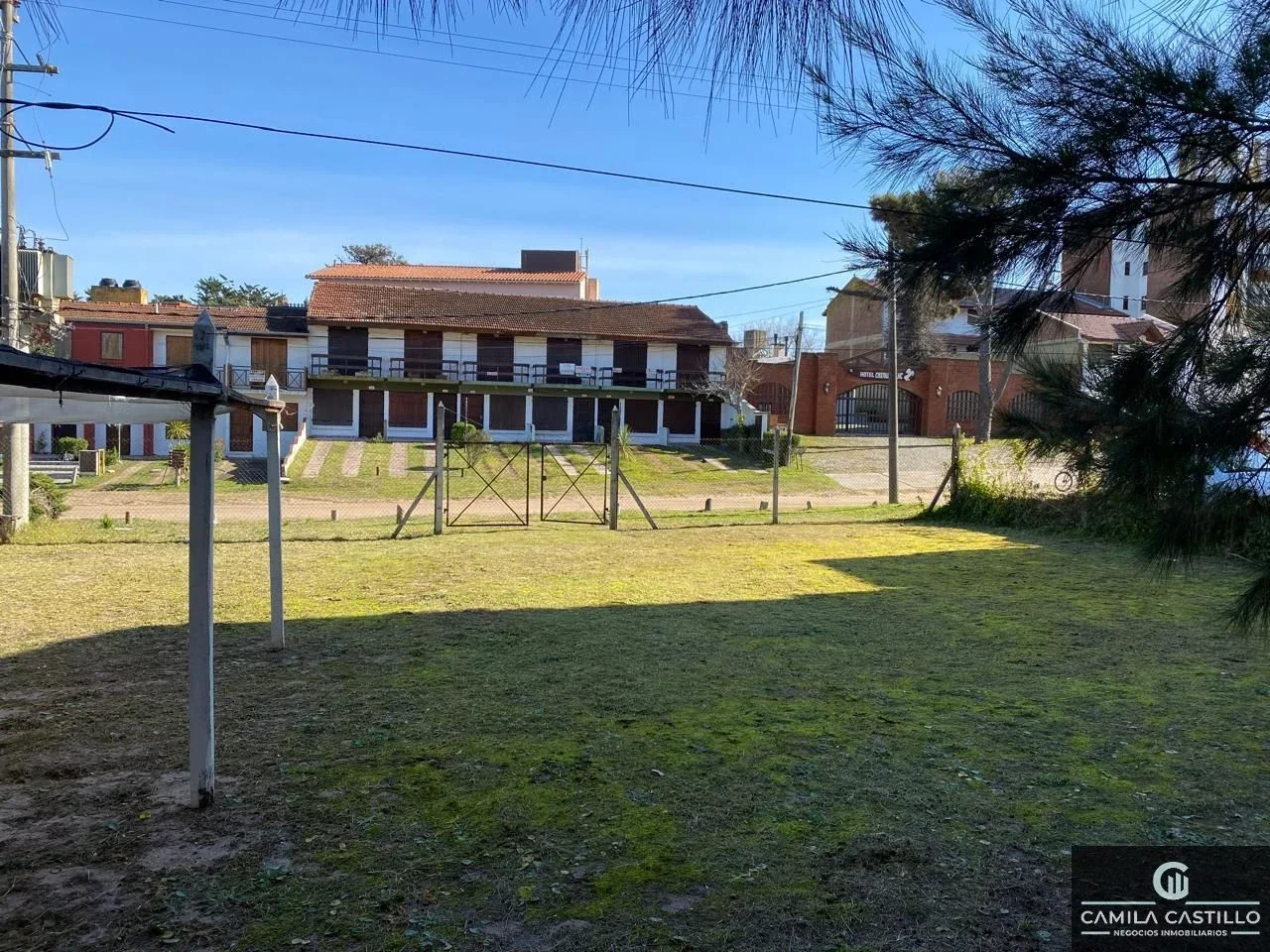 Lote Villa Gesell excelente ubicación ideal constructora - Imagen 1