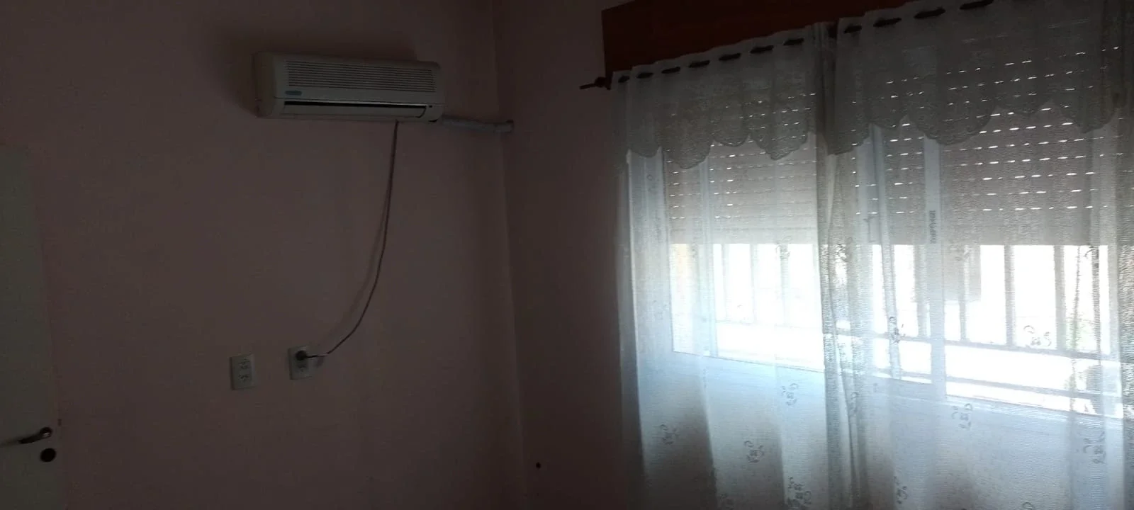 CASA 3 AMB - CON PISCINA Y COCHERA P/3 AUTOS - RAMOS MEJIA - Imagen 5