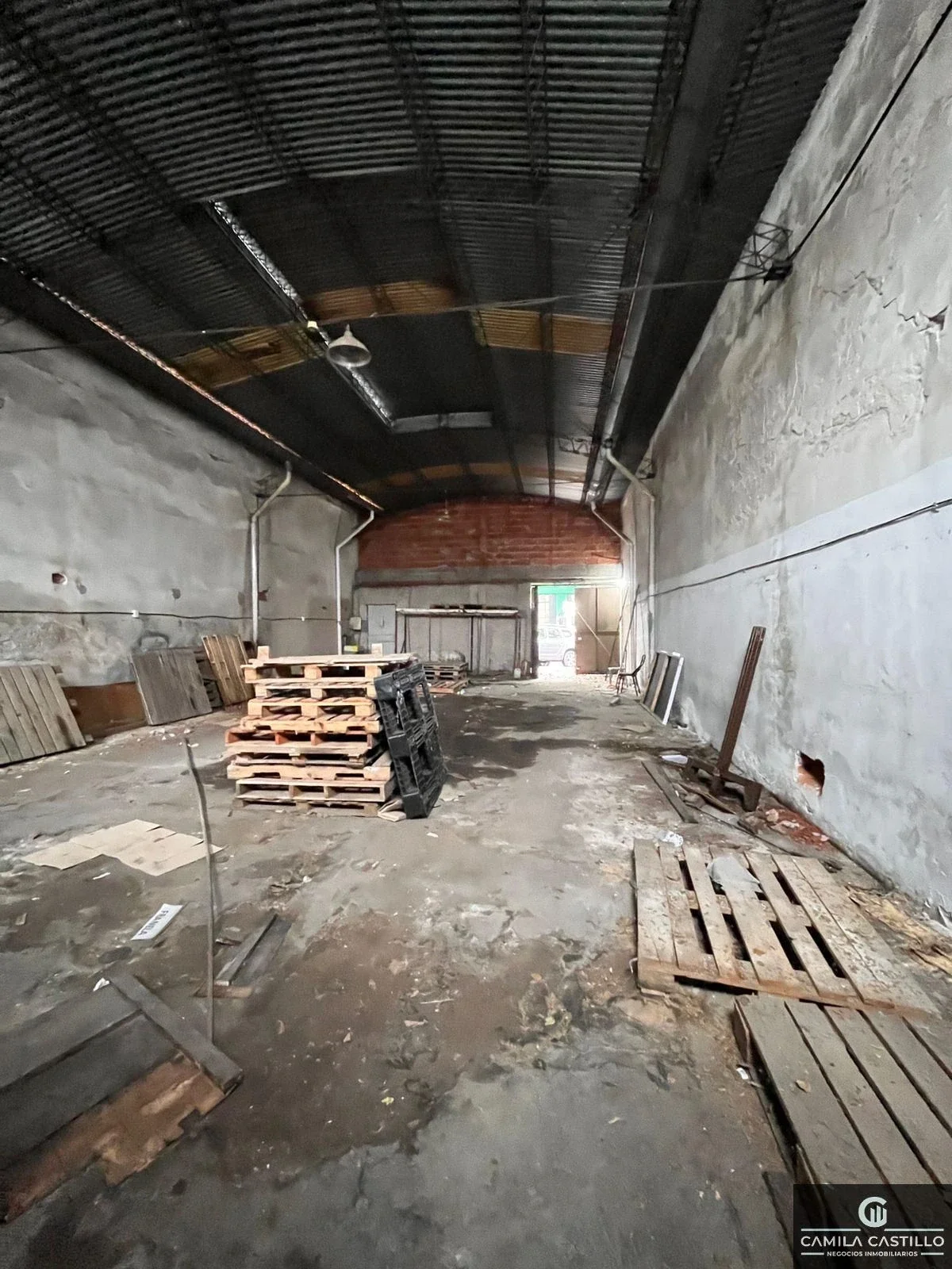 Galpón en venta de 226m2 ubicado en Versalles - Imagen 4