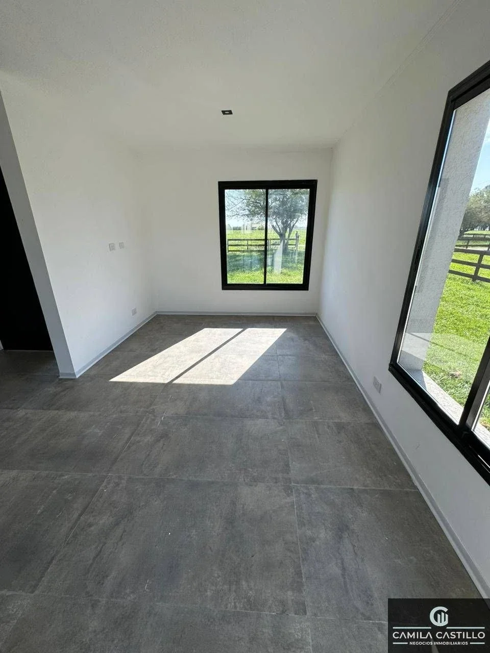 Casa en venta de 2 dormitorios en San Miguel del Monte - Imagen 4