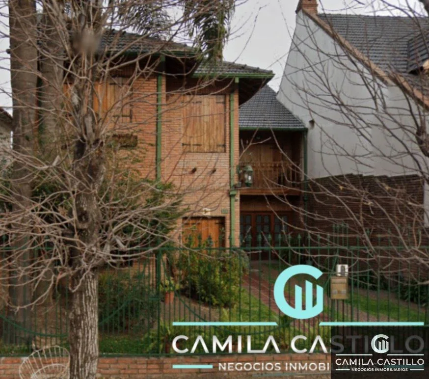 Casa en venta de 5 dormitorios c/ cochera Y parque en Ramos Mejía - Imagen 1