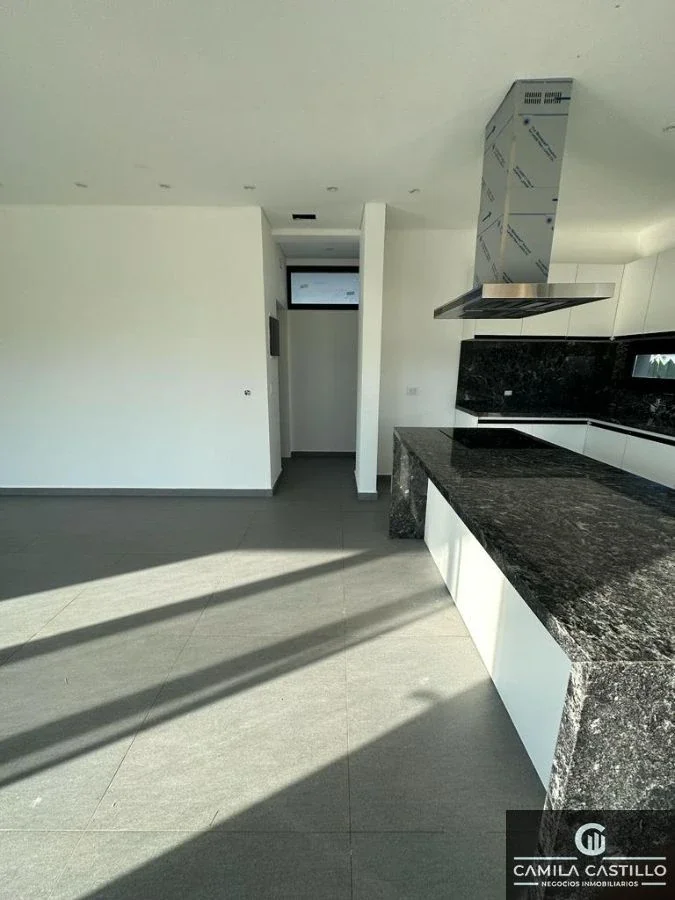 Casa en venta de 3 dormitorios en suite - Imagen 5