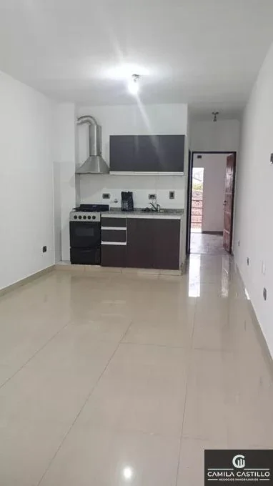 Departamento en alquiler de 1 dormitorio en San Justo - Imagen 1