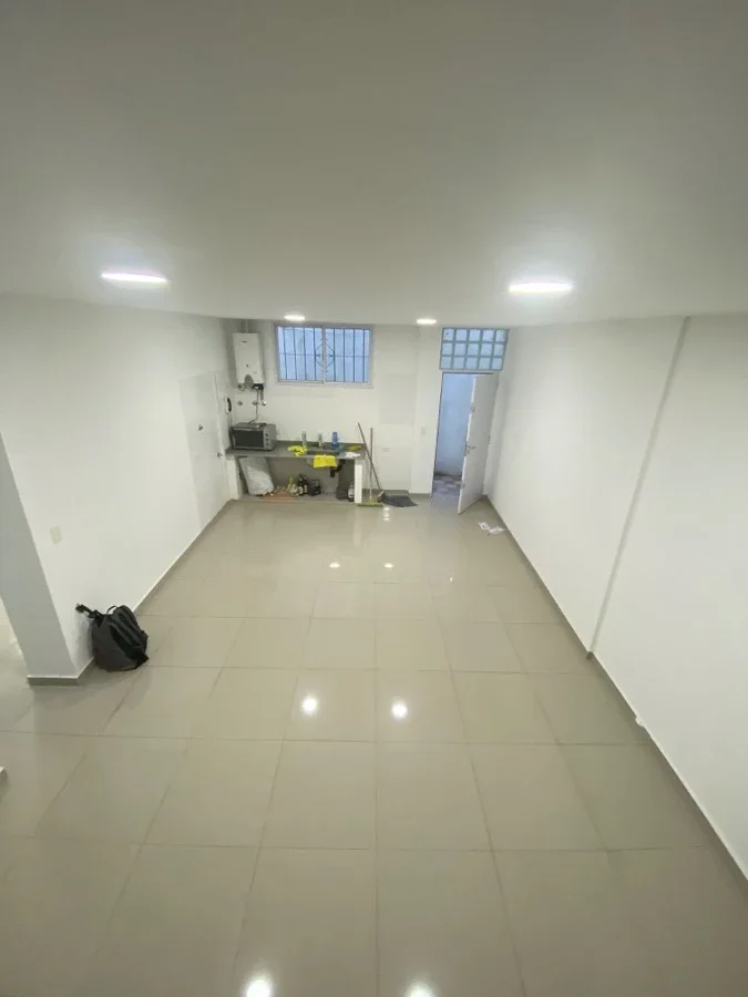 EXCELENTE PH 4 AMBIENTES CON PATIO Y TERRAZA! - Imagen 3