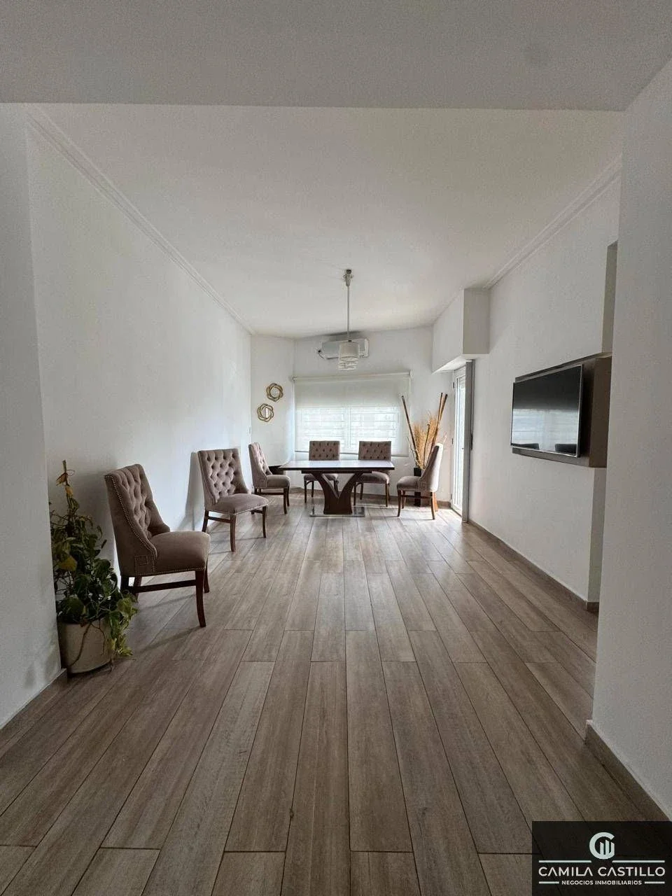 VENTA - CASA EN 1° PISO 4 AMBIENTES CON BALCON Y TERRAZA CON PILETA - Imagen 2