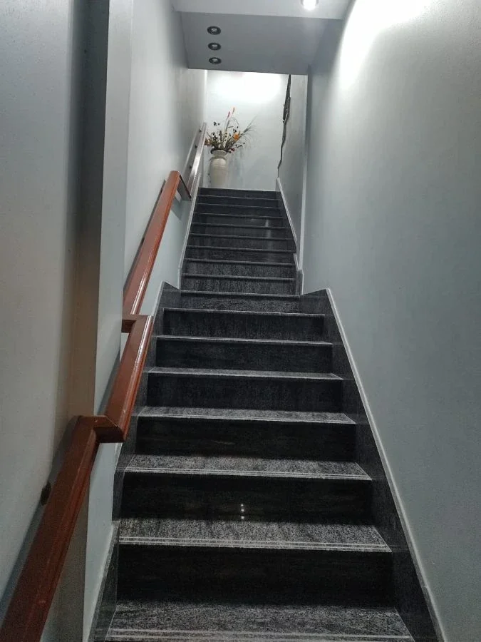 IMPECABLE CASA –  4 AMBIENTES ¡LINVING Y PLAYROOM ! - AMPLIO PATIO - Imagen 5