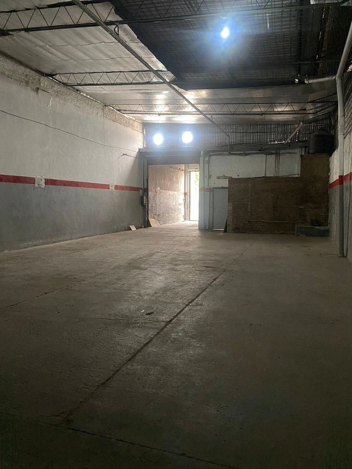 Galpón en alquiler de 450m2 ubicado en Lomas del Mirador - Imagen 5