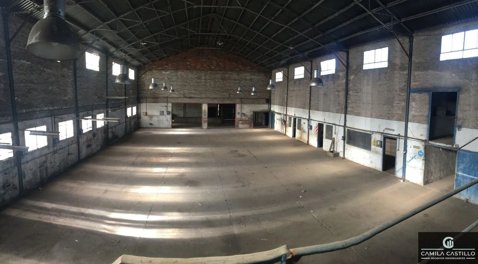 Galpón en alquiler de 4200m2 ubicado en Centro - Imagen 2