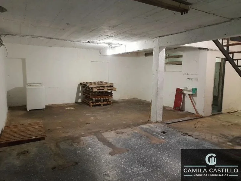 Depósito en venta de 800m2 ubicado en Villa Sarmiento - Imagen 4