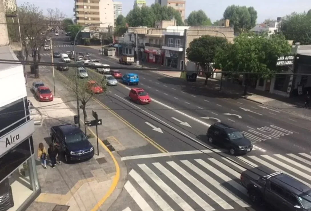 ALQUILER LOCAL COMERCIAL 502 MT2 A REFACCIONAR - JUAN B JUSTO ESQUINA BARRAGAN - Imagen 2