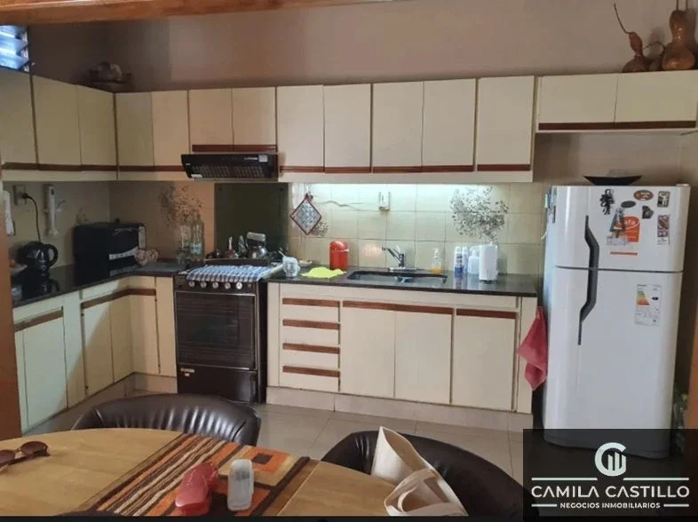 Casa en venta c/ cochera en Caseros - Imagen 3