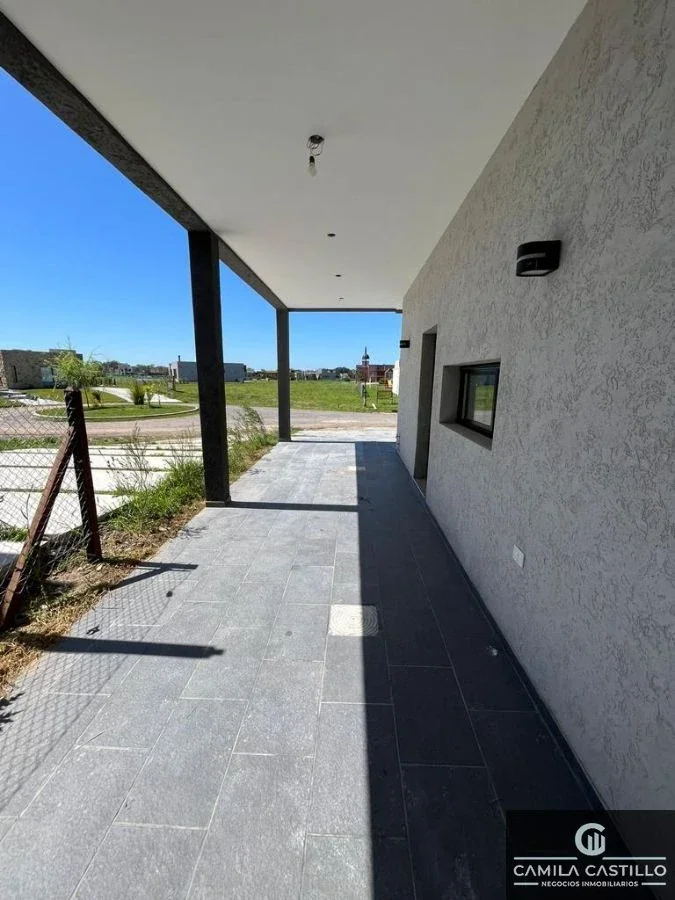 Casa en venta de 3 dormitorios c/ cochera en Canning - Imagen 3