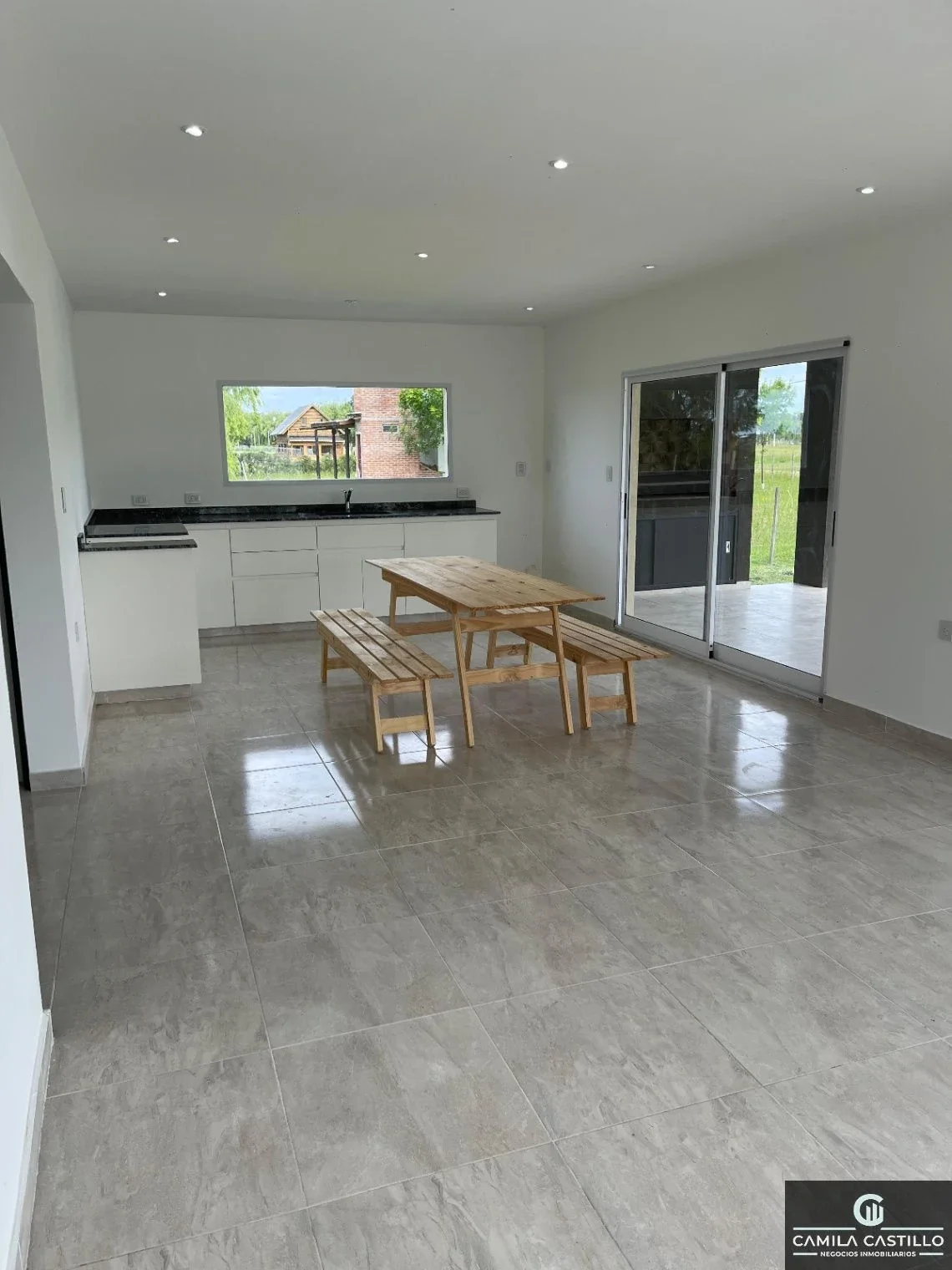 Casa quinta en venta de 1570m2 ubicado en Laguna de Lobos - Imagen 2
