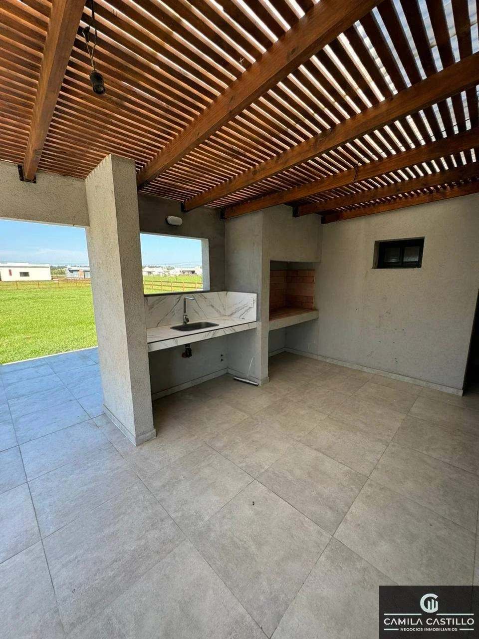 Casa en venta de 2 dormitorios en San Miguel del Monte - Imagen 3