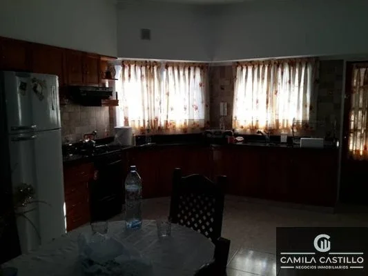 Casa en venta de 7 dormitorios c/ cochera en Virrey del Pino - Imagen 3