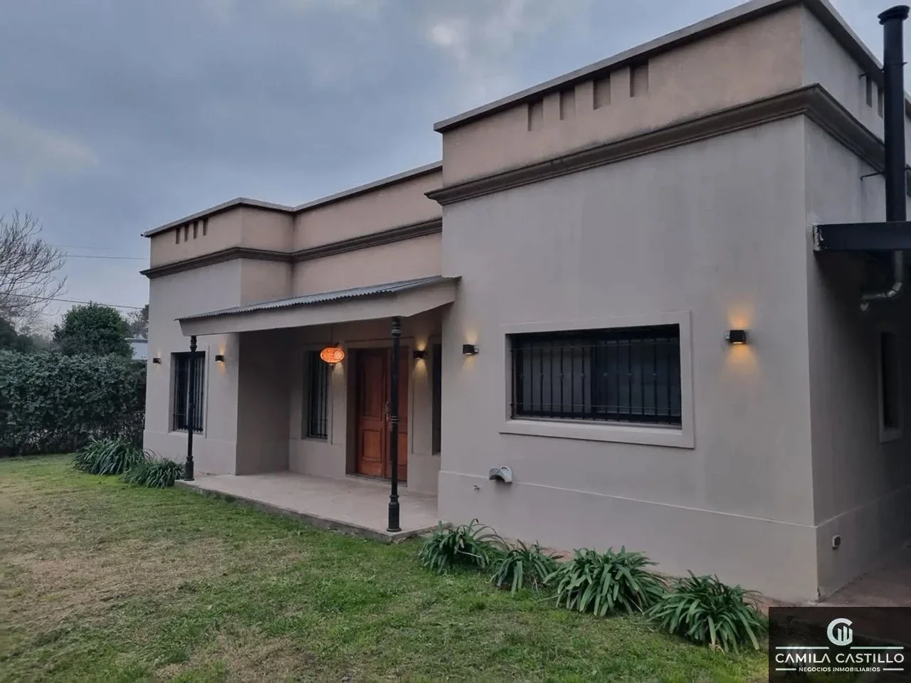 Casa en venta c/ cochera en Luján - Imagen 2