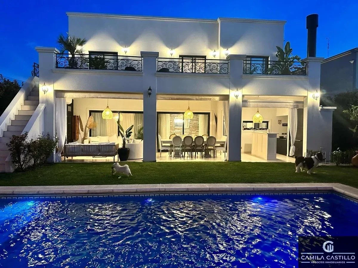 Casa en venta de 5 dormitorios c/ cochera en Pilar del Este - Imagen 1