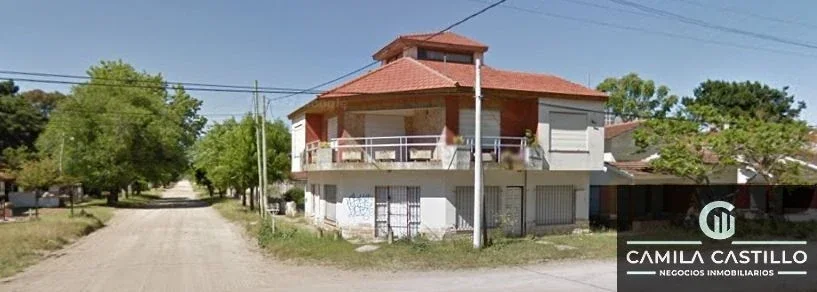 Casa en venta de 3 dormitorios en Santa Teresita - Imagen 1