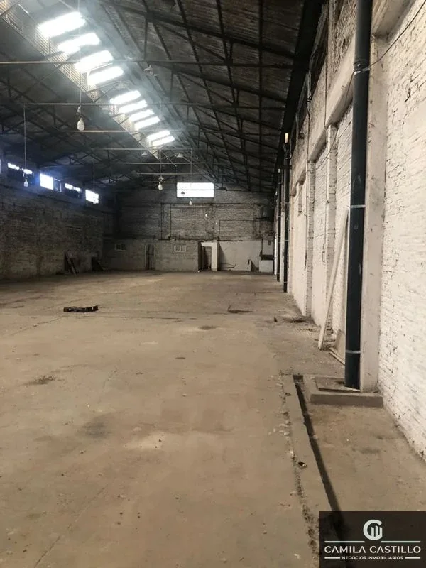 Galpón en venta de 940m2 ubicado en Centro - Imagen 2