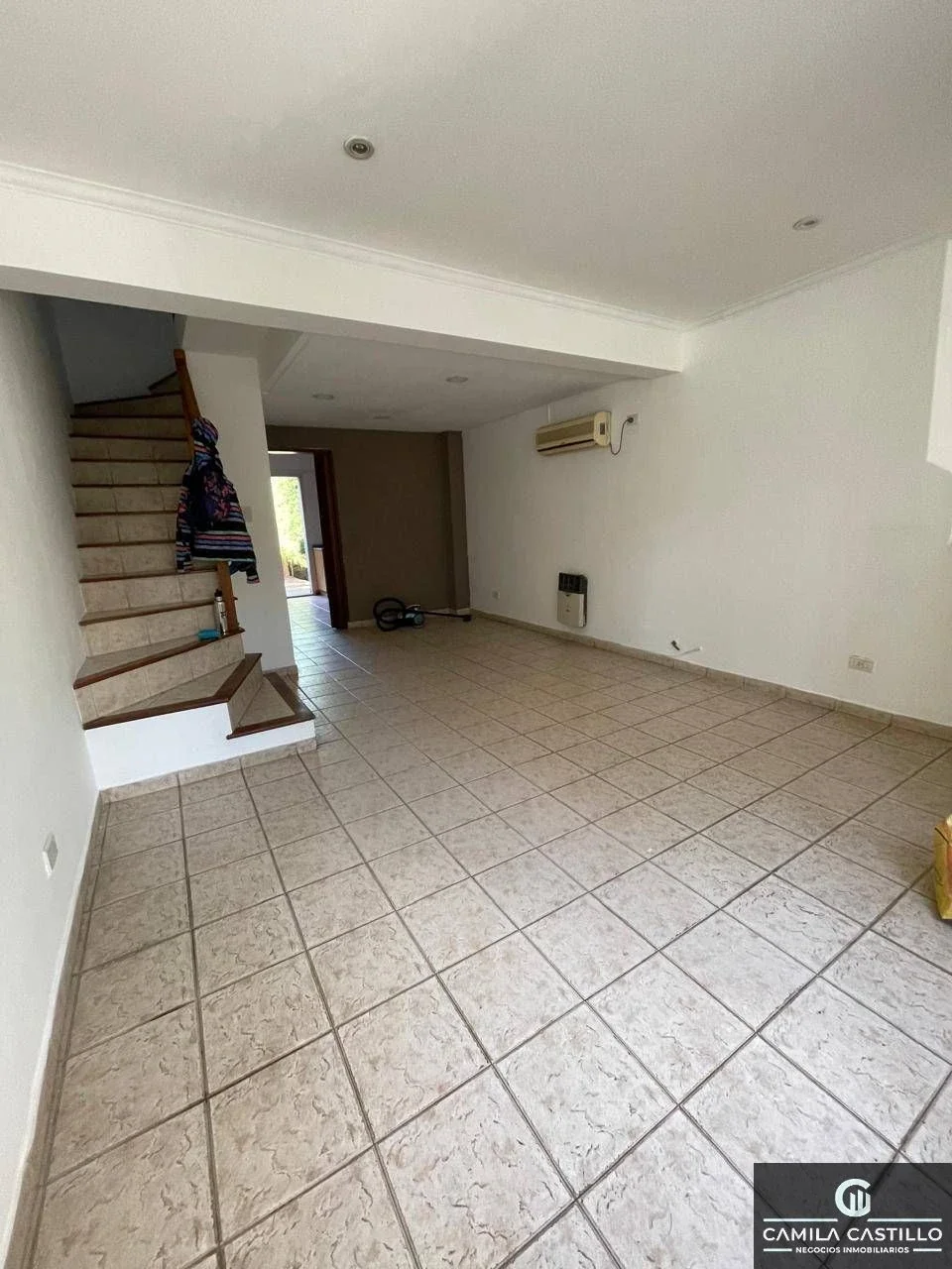 Casa en venta de 3 dormitorios c/ cochera en María del Parque - Imagen 3