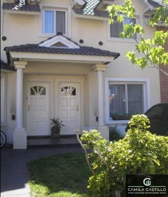 Casa en venta de 3 dormitorios c/ cochera en María del Parque - Imagen 1