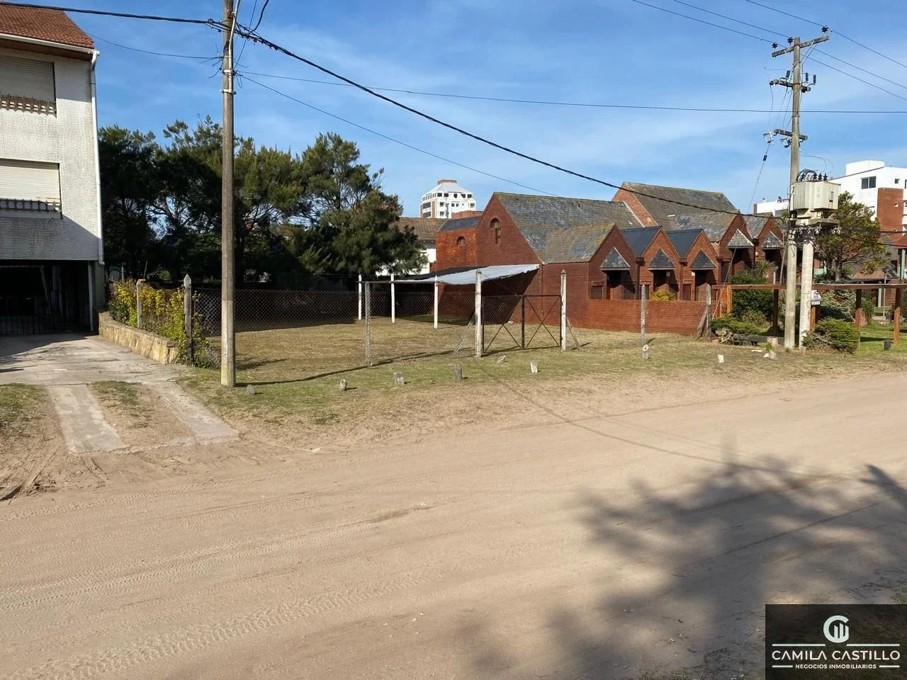 Lote Villa Gesell excelente ubicación ideal constructora - Imagen 3