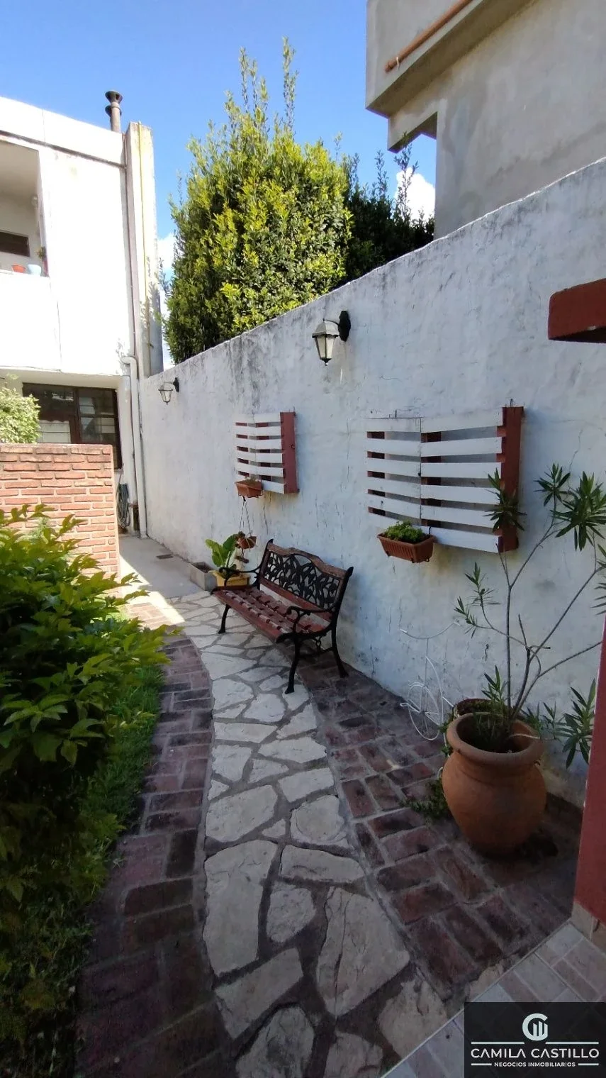 Casa en venta multifamiliar c/ cochera en San Justo - Imagen 3