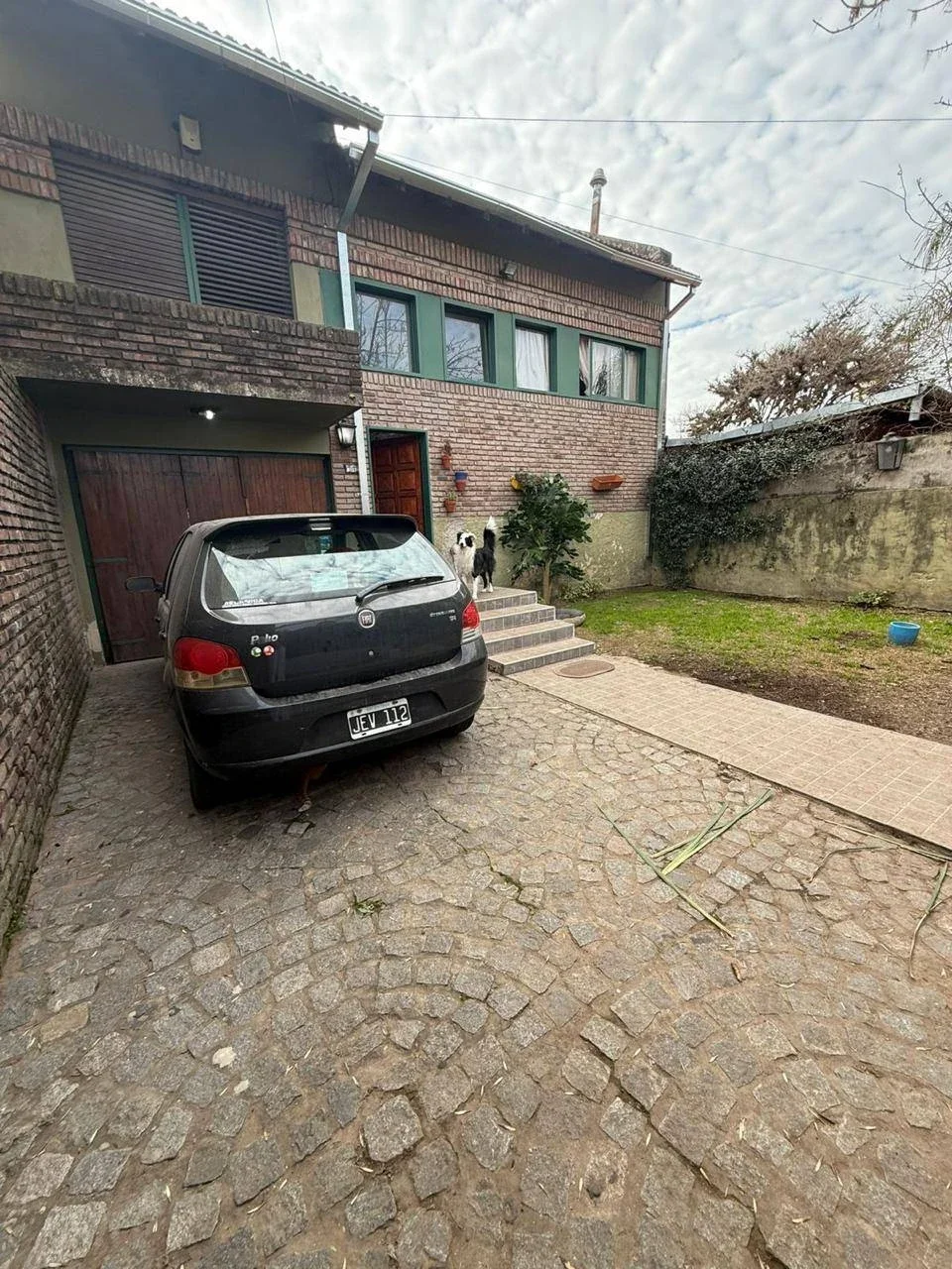 Casa en venta c/ cochera en Muñiz - Imagen 1