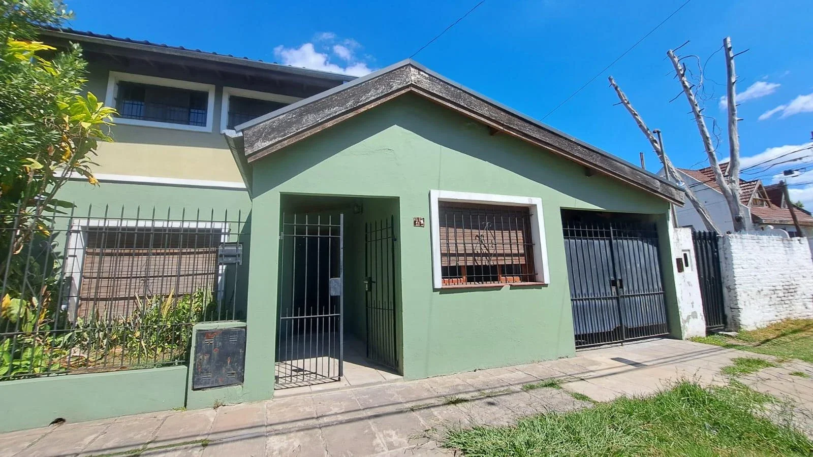 Casa en venta c/ cochera en Muñiz - Imagen 1