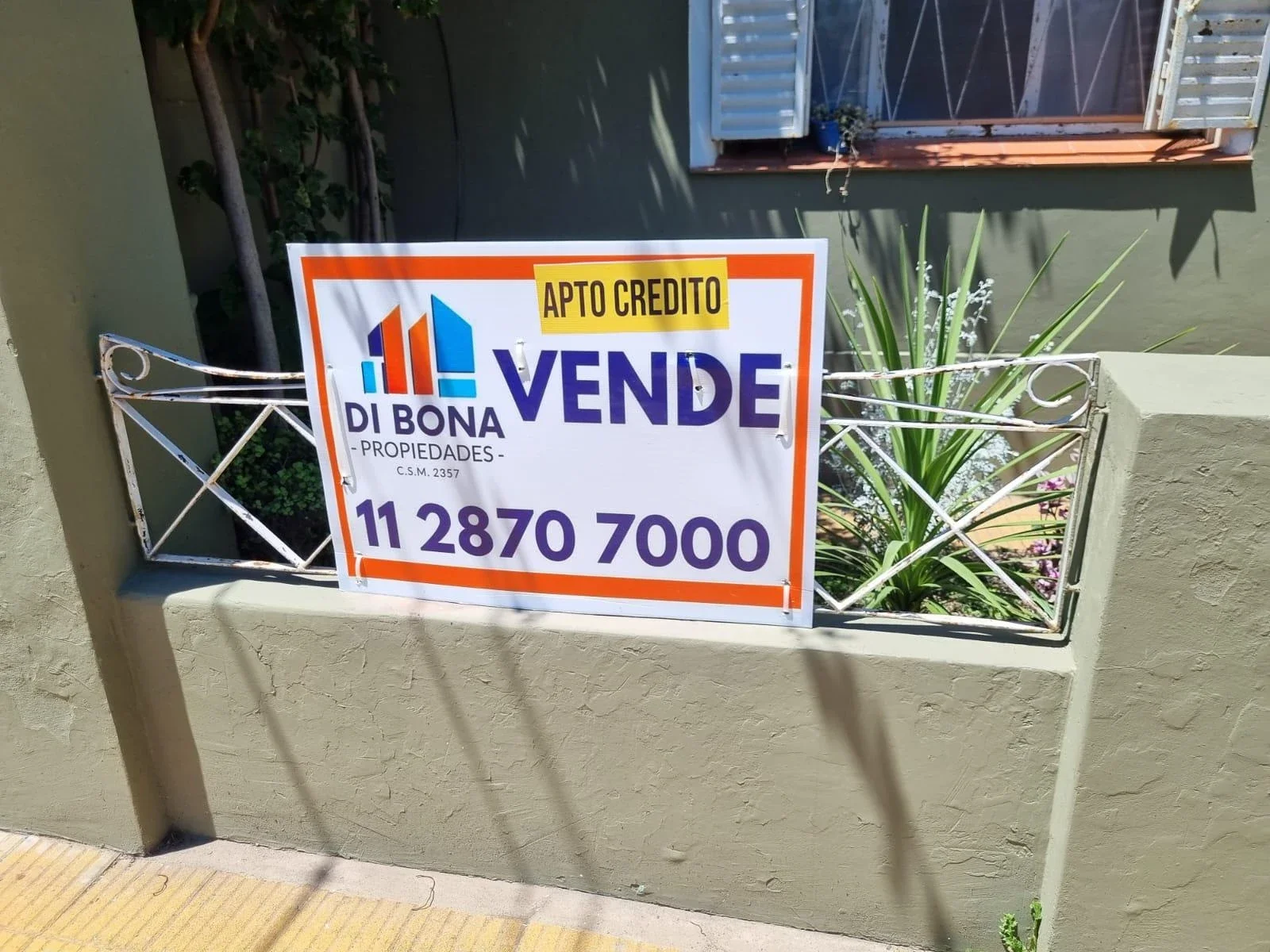 Casa en venta c/ cochera en Bella Vista - Imagen 2