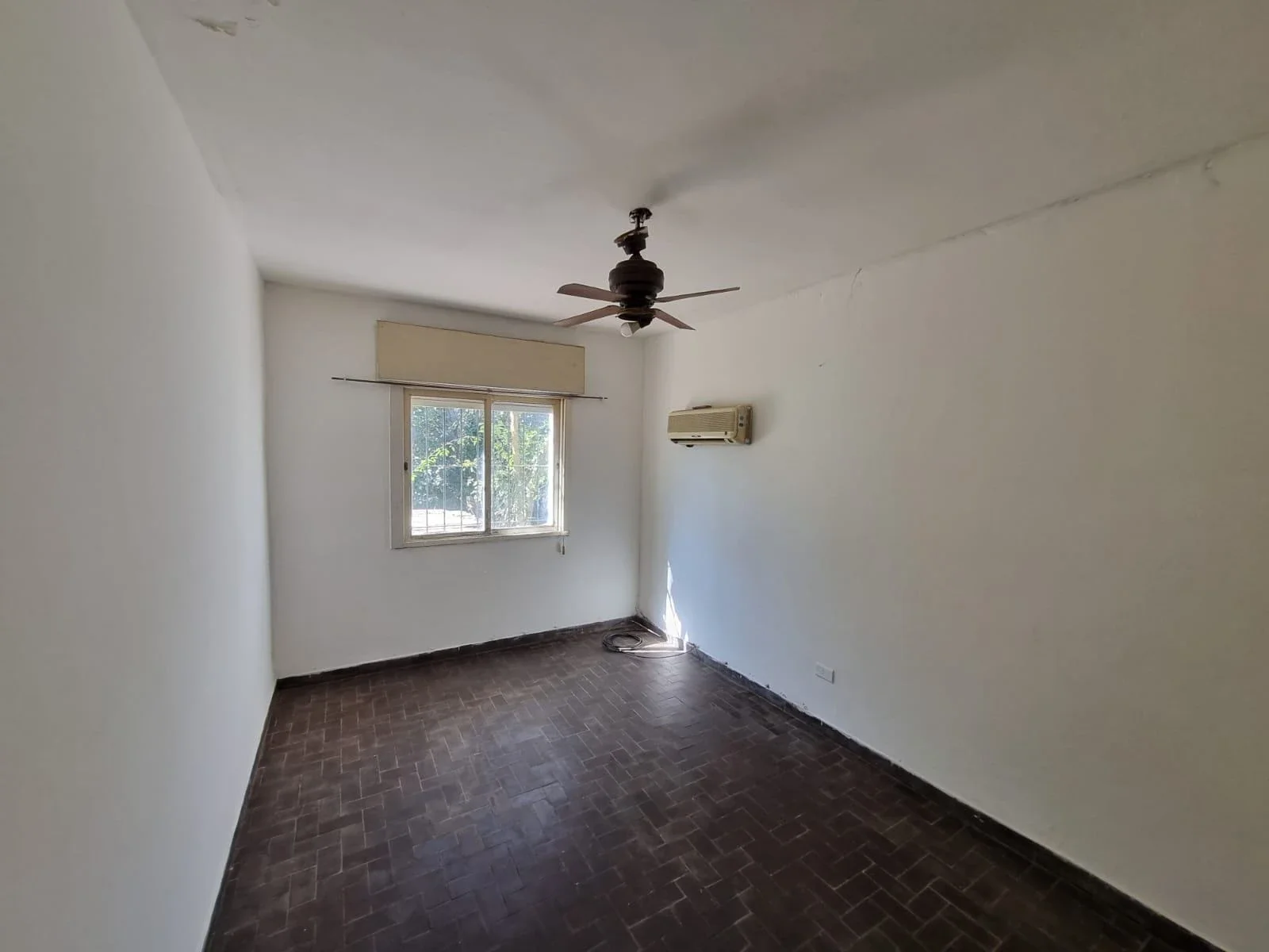 Casa quinta en venta de 598m2 lote Del Viso - Imagen 5