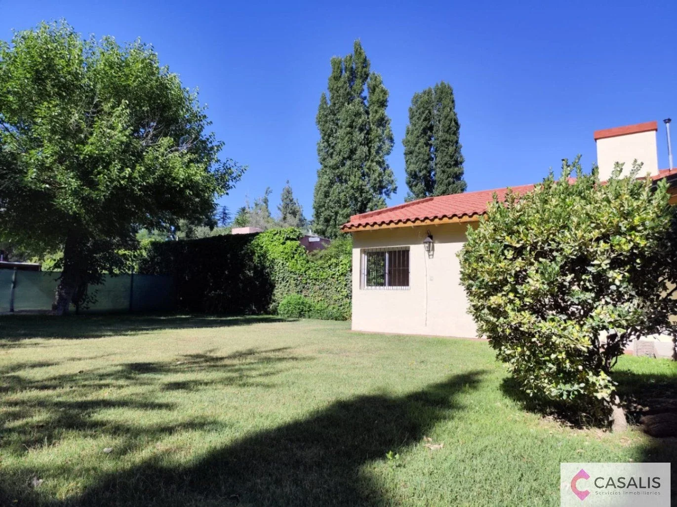 Casa en venta c/ cochera en Chacras de Coria - Imagen 3