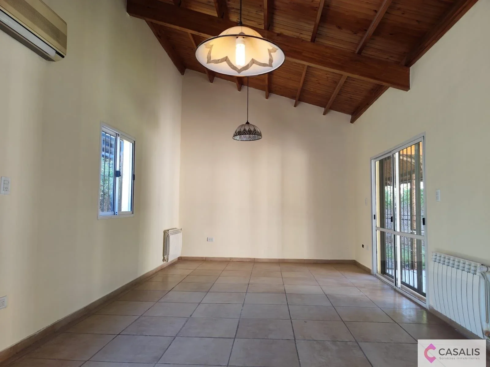 Casa en venta c/ cochera en Chacras de Coria - Imagen 5