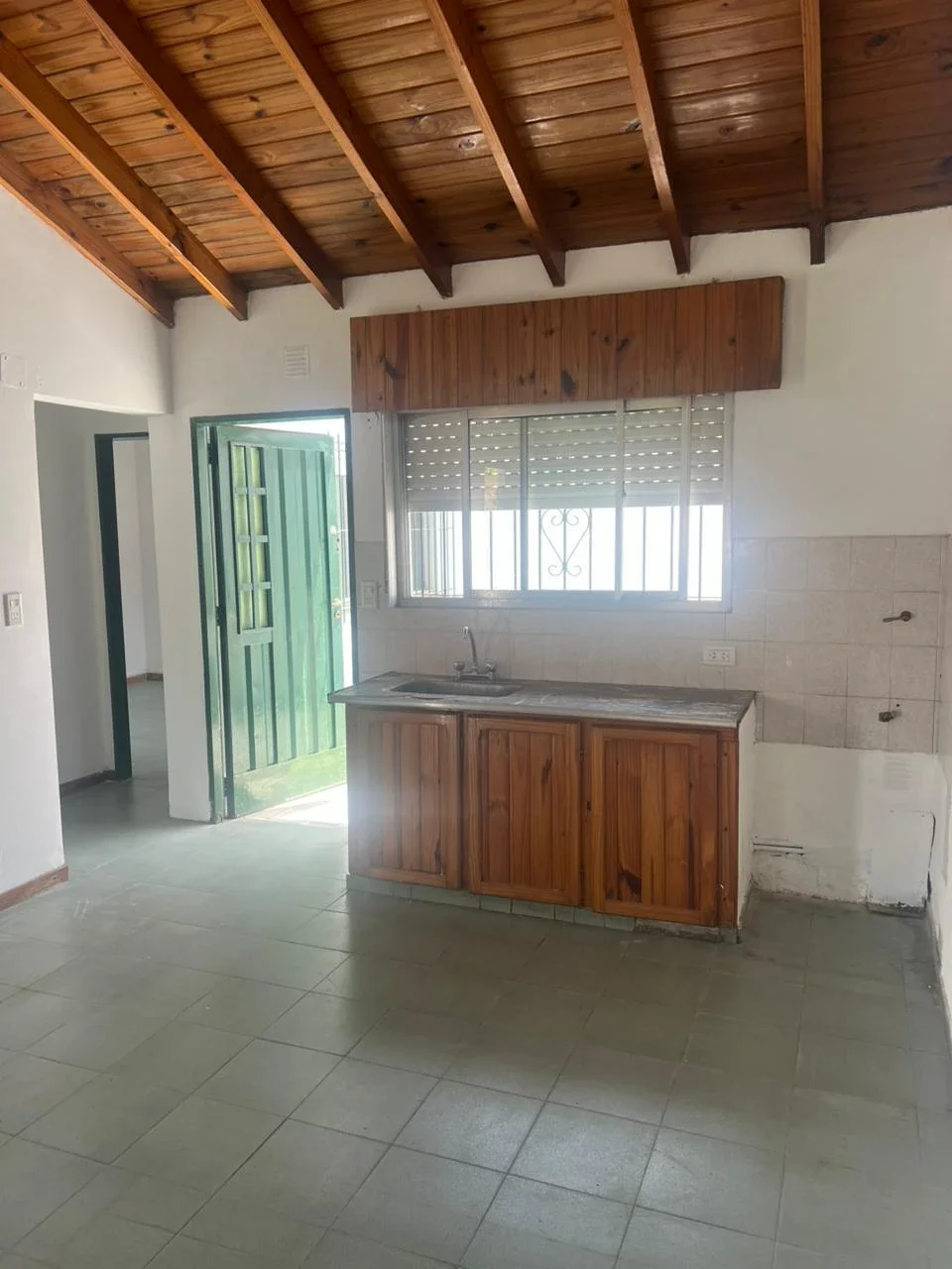 Dúplex tipo casa en venta 2 dormitorios cochera patio en José C Paz APTO CREDITO - Imagen 3