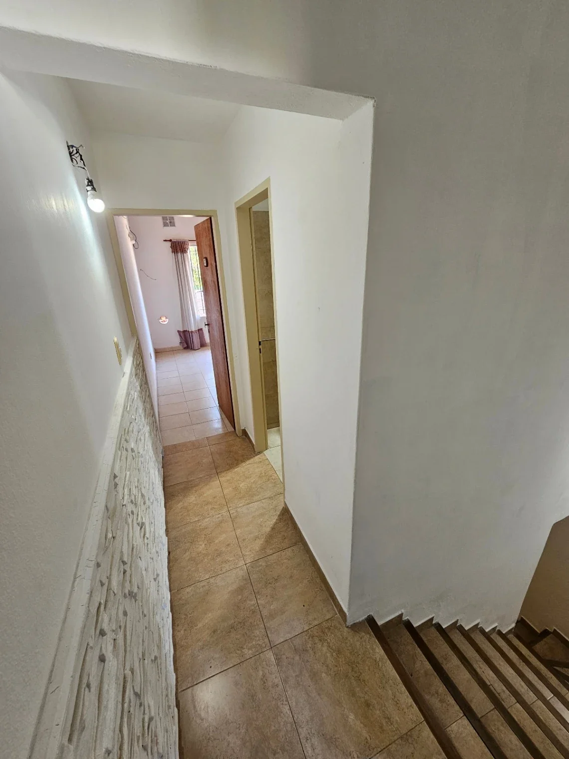 Excelente Dúplex en venta c/ cochera en Los Polvorines APTO CREDITO - Imagen 4