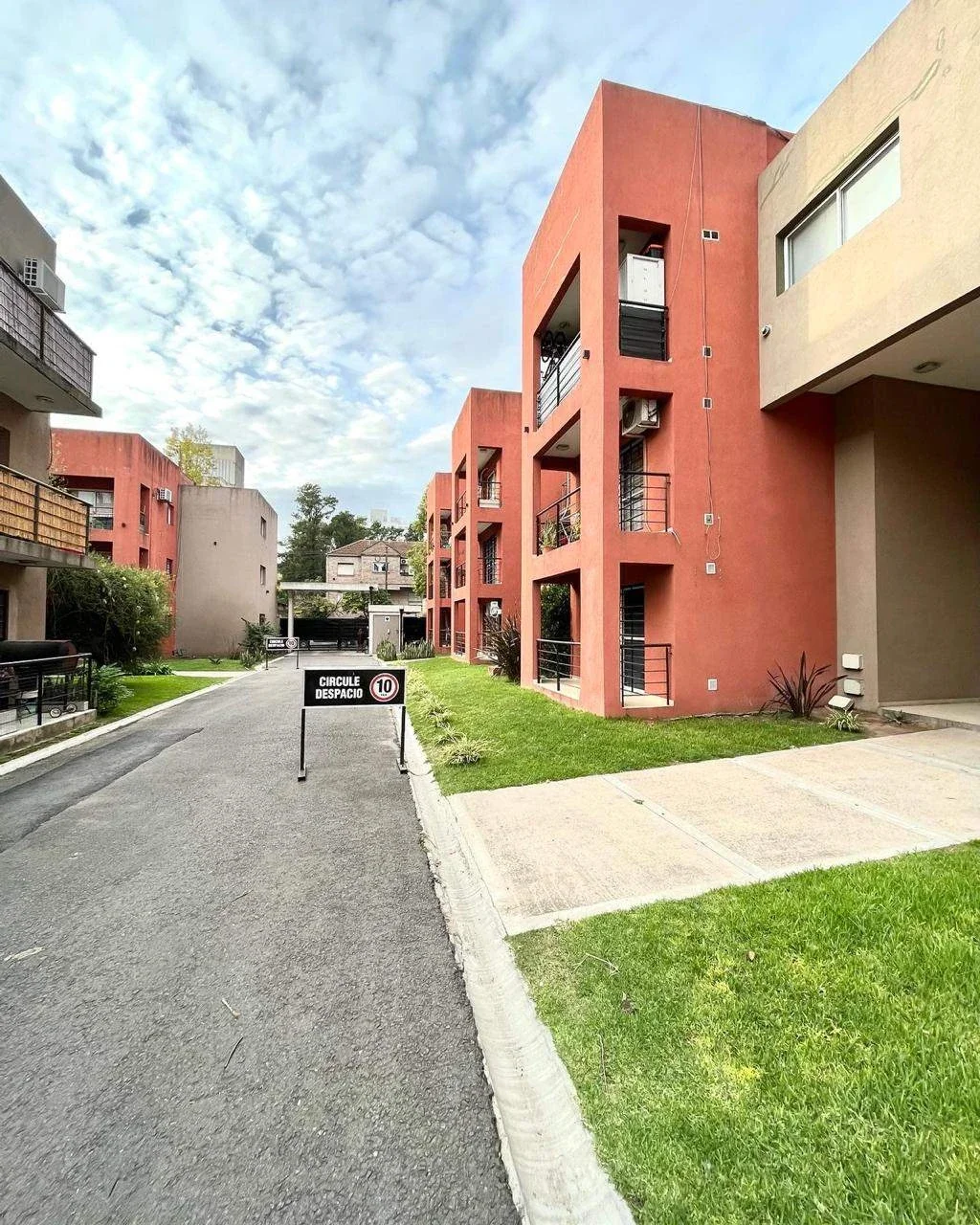 Departamento en venta c/ cochera en San Miguel - Imagen 2