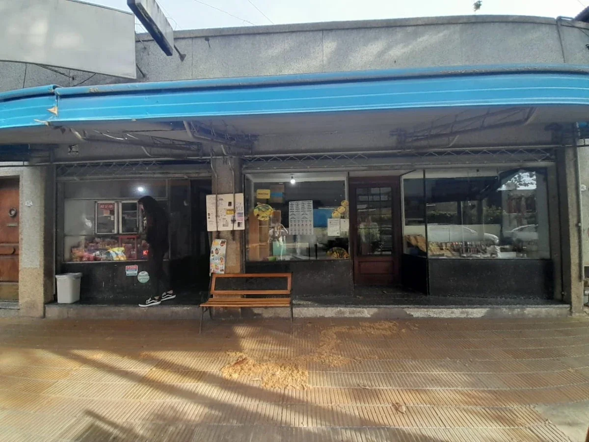 Ph En Venta Casa Y Local Al Frente En Bella Vista - Imagen 2