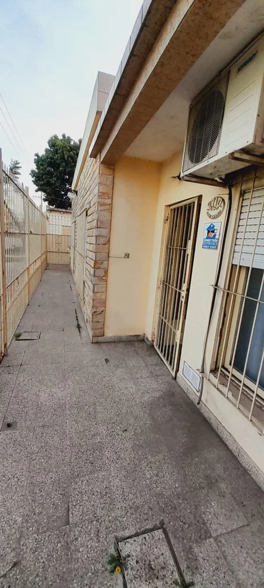Venta Casa Mas Local En Jose C Paz - Imagen 2
