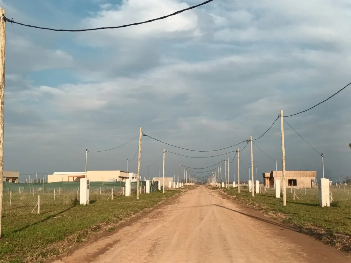 Venta Lote En Barrio La Reserva Del Oeste - Imagen 4
