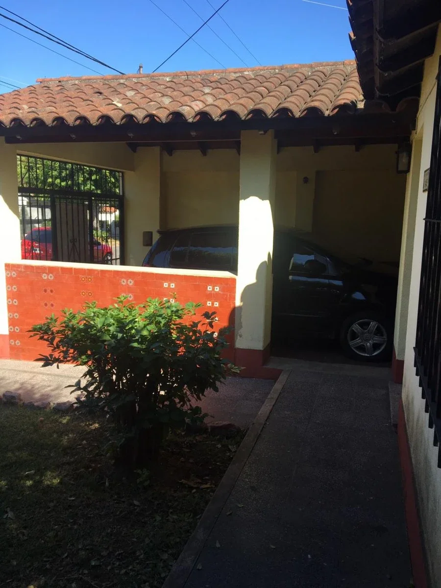 Venta Dos Casas De 4 Ambientes Sobre Lote De 370 M2 En Polvorines A 10 Cuadras De La Universidad - Imagen 3
